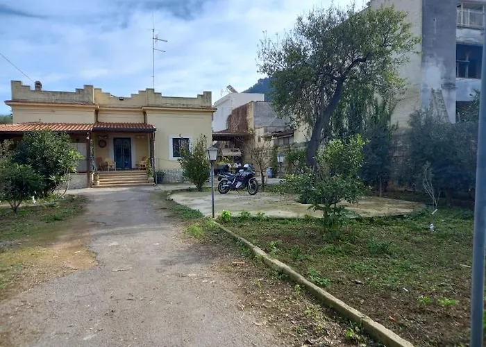 One-Bedroom House